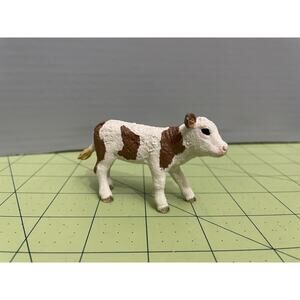 Schleich SIMMENTAL CALF Baby Cow 2015 Farm Figure Brown & White Toy Figurine